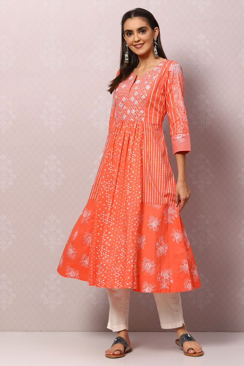 Coral Art Silk Flared Printed Kurta image number 5