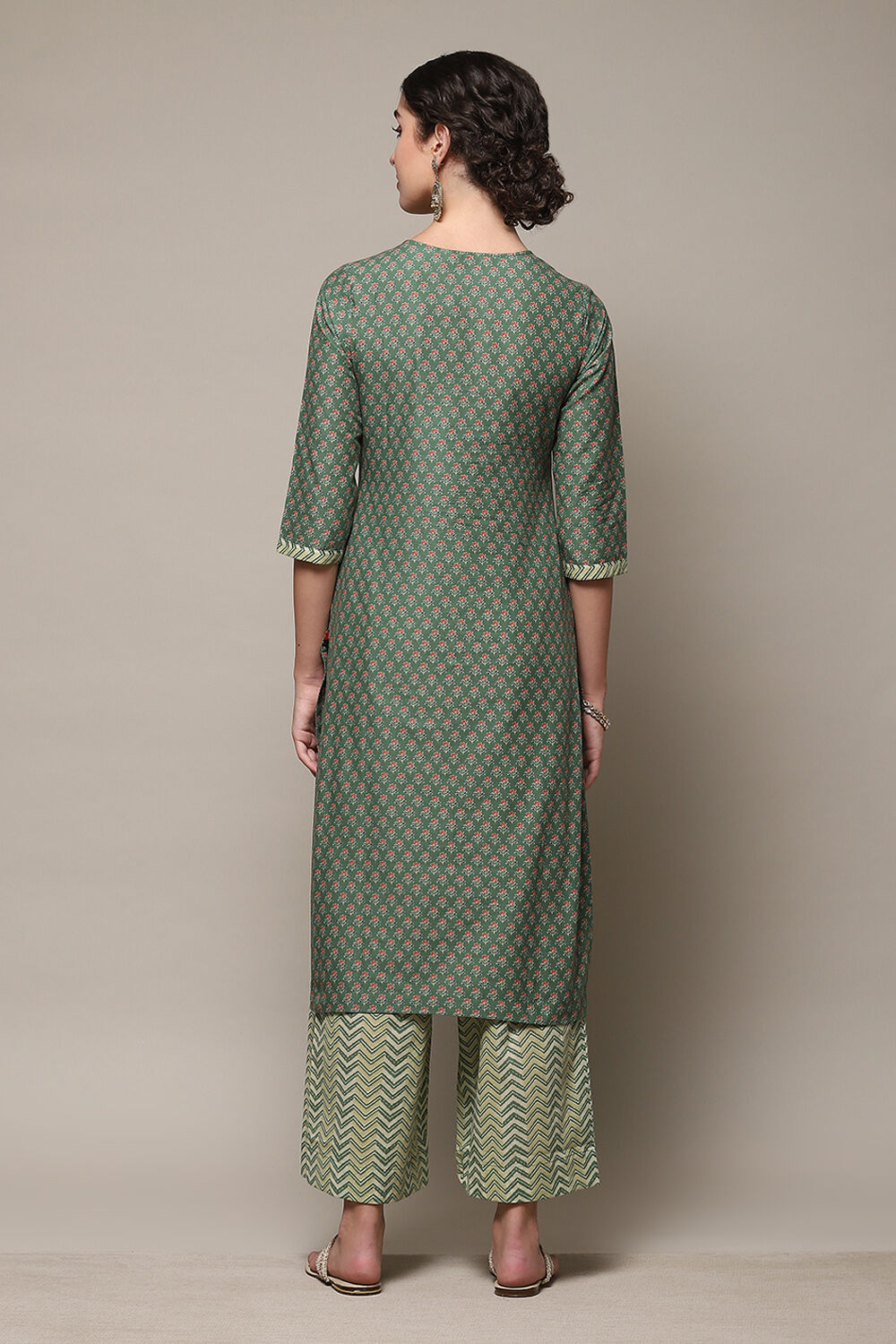 Sap Green Cotton Straight Kurta Palazzo Suit Set image number 4