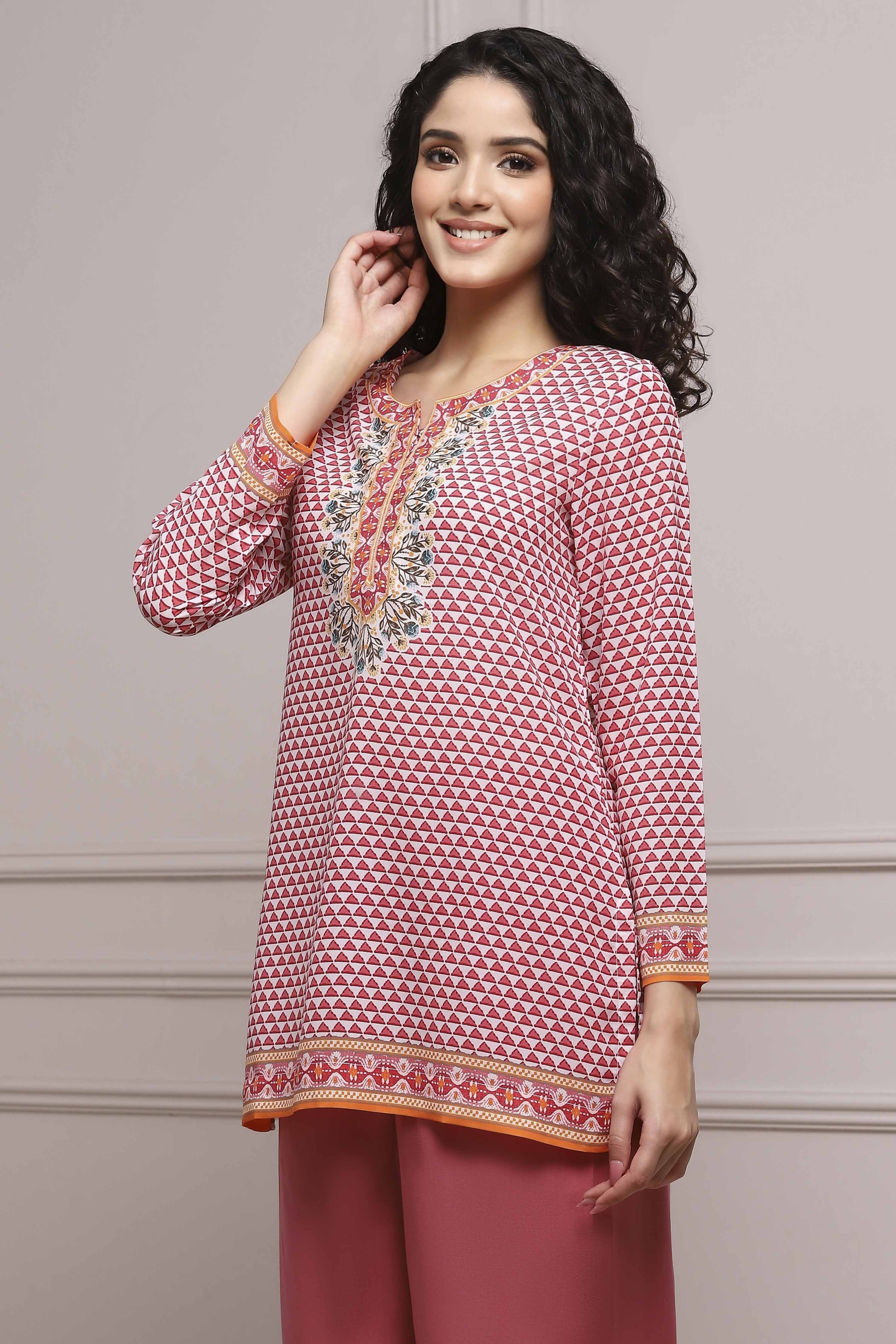 Red Art Silk Regular Kurta image number 2