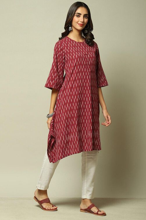 Maroon Cotton IKAT Straight Yarndyed Kurta image number 3