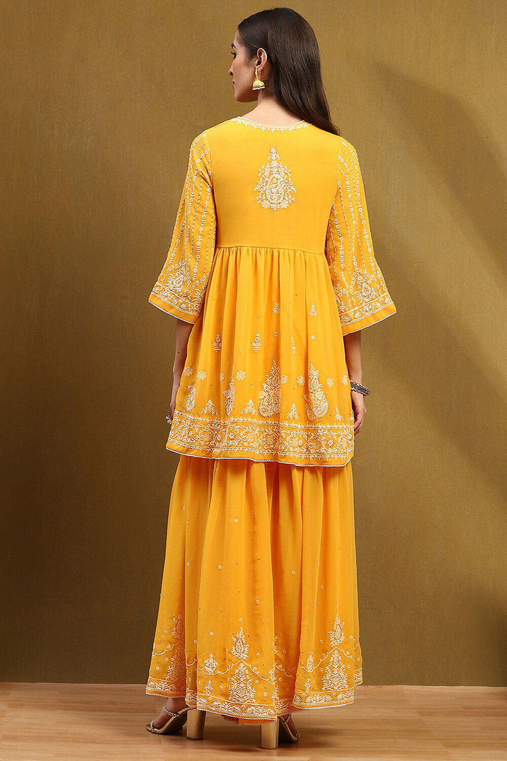 Yellow Georgette Gathered Suit Set image number 4