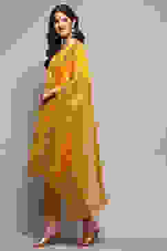 Yellow Cotton Straight Embroidered Kurta Slim Pant Suit Set image number 8