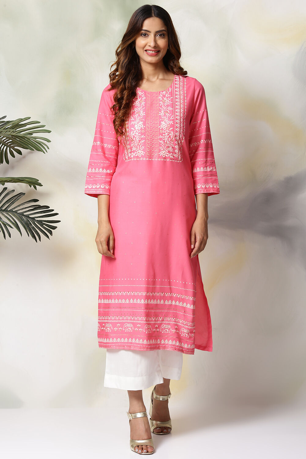 Green Rayon Straight Kurta Pants Set image number 1