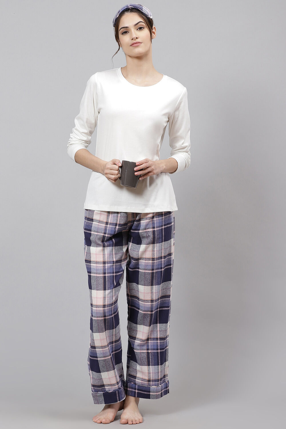 Three piece discount pyjama set