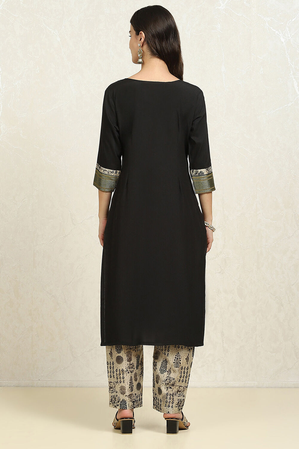 Turquoise Cotton Printed Unstitched Kurta Set image number 5