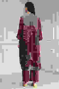 Berry Printed Straight Kurta Set image number 4