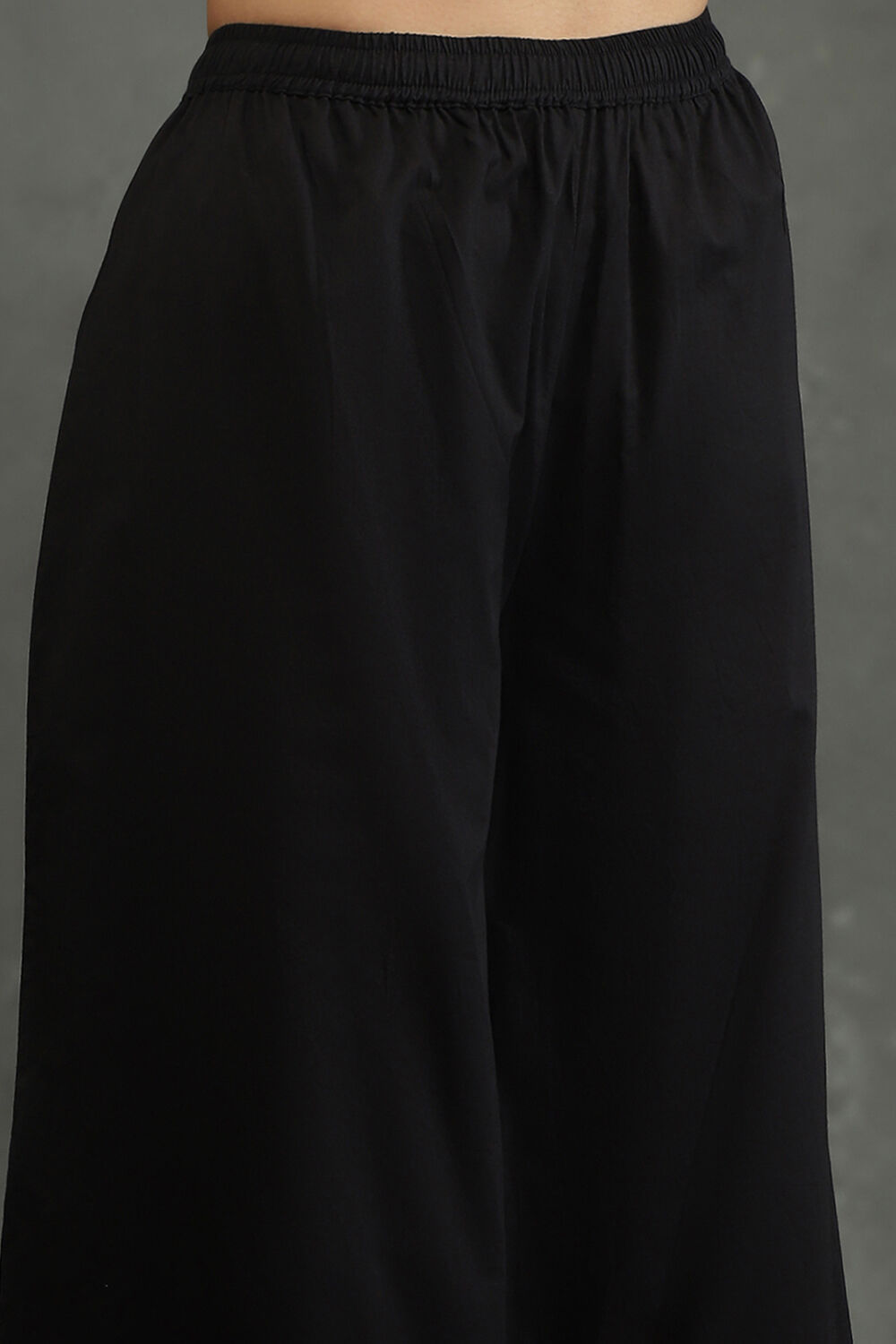 Black Silk Chanderi Floral Printed Gathered Co-ord Set image number 2