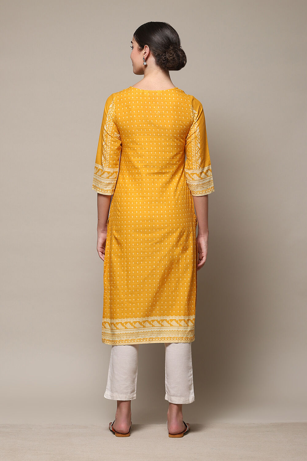 Yellow Cotton Straight Printed Kurta image number 4