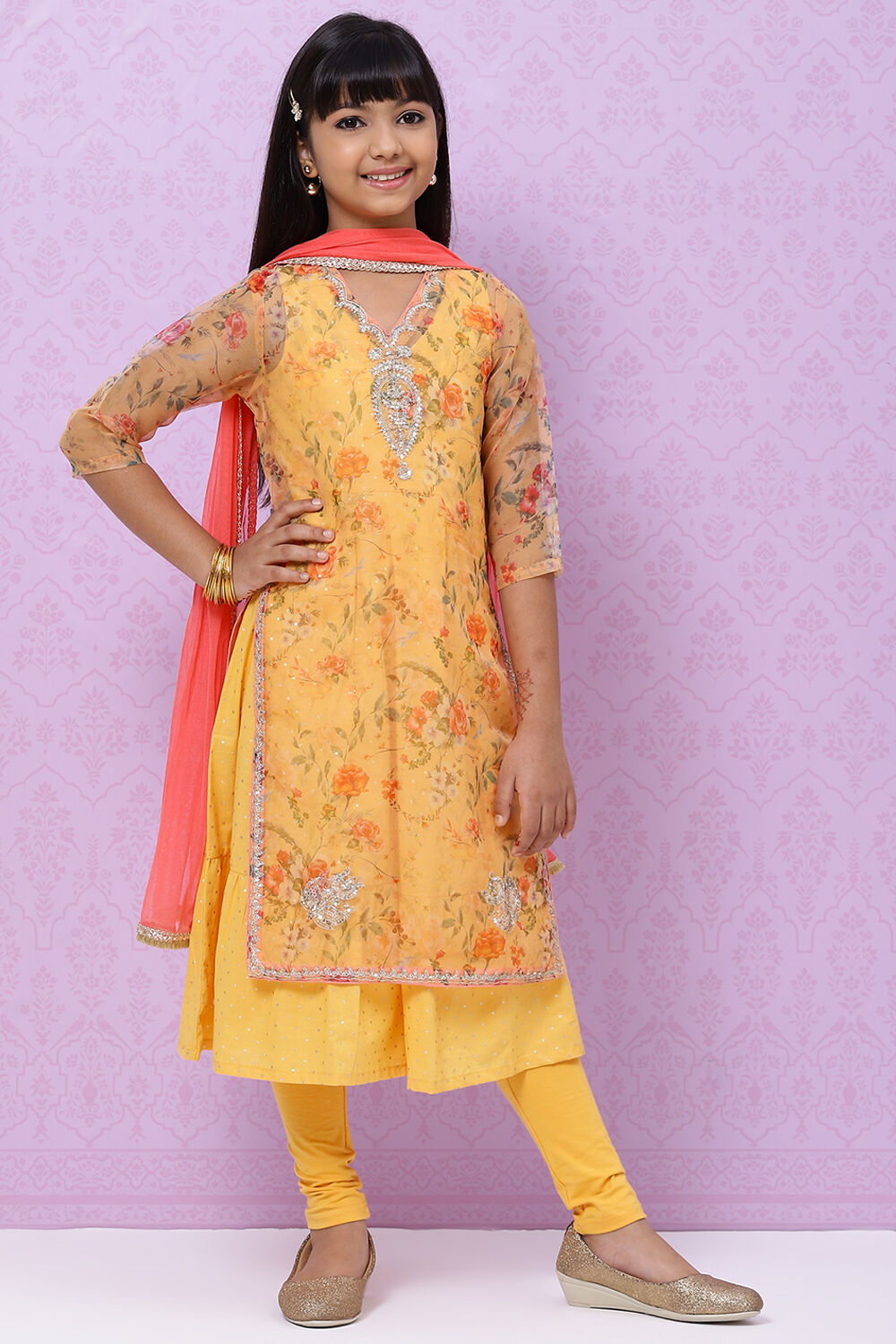 Girls chudidhar sales