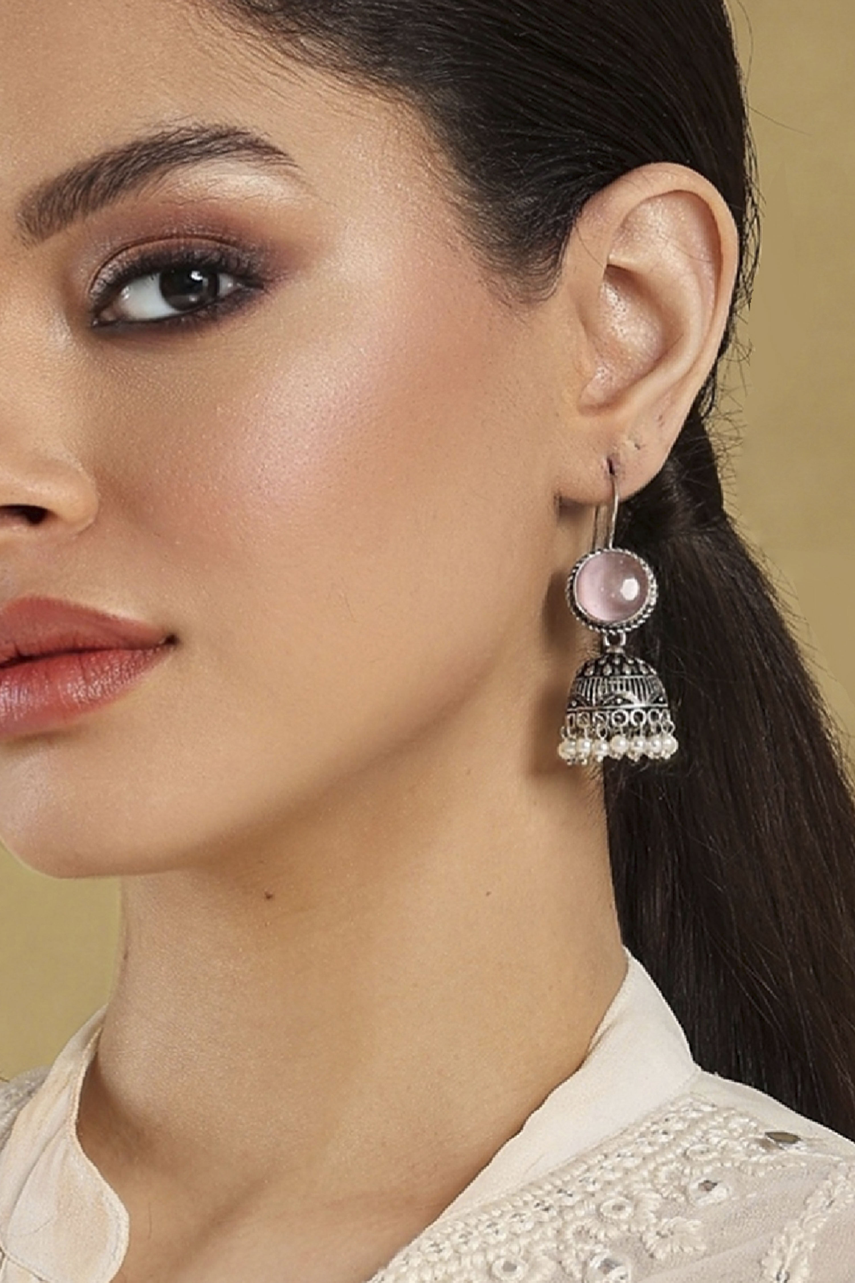 Light Pink Stone Earrings image number 1