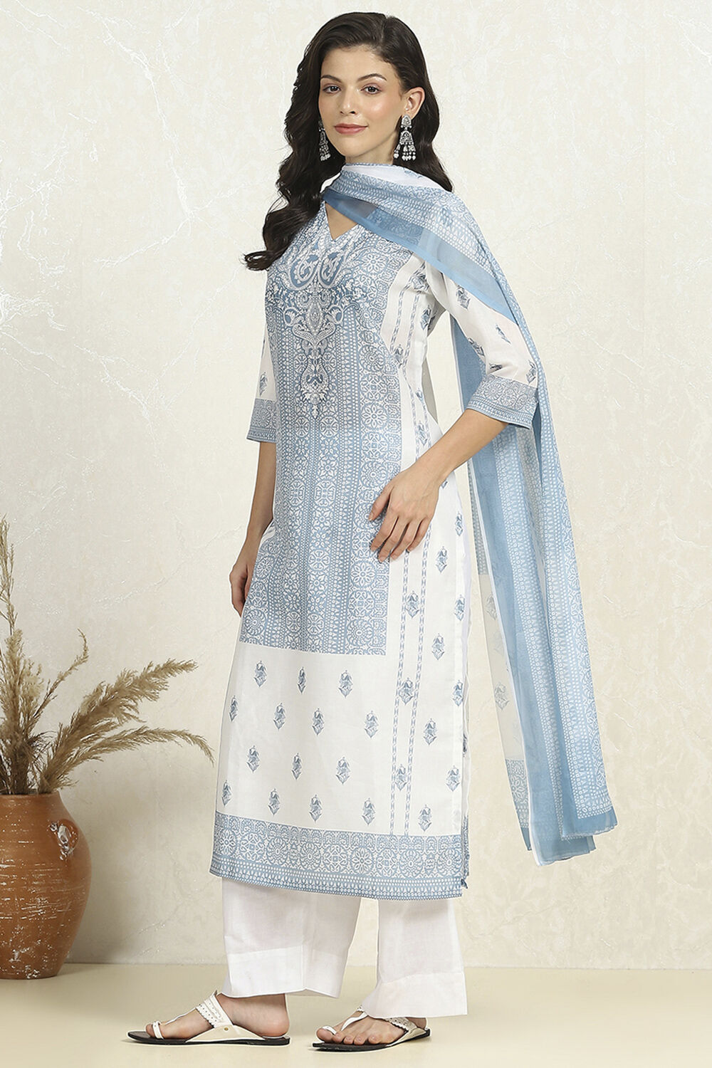 White and Blue Cotton Digital Print Unstitched Suit Set image number 4