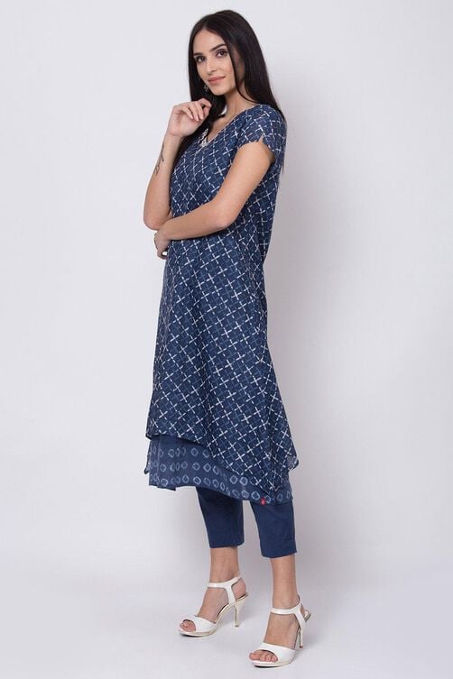 Blue Straight Kurta Slim Pant Suit Set image number 5