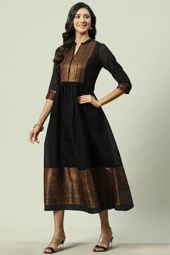 Black Art Silk Flared Yarndyed Kurta image number 0