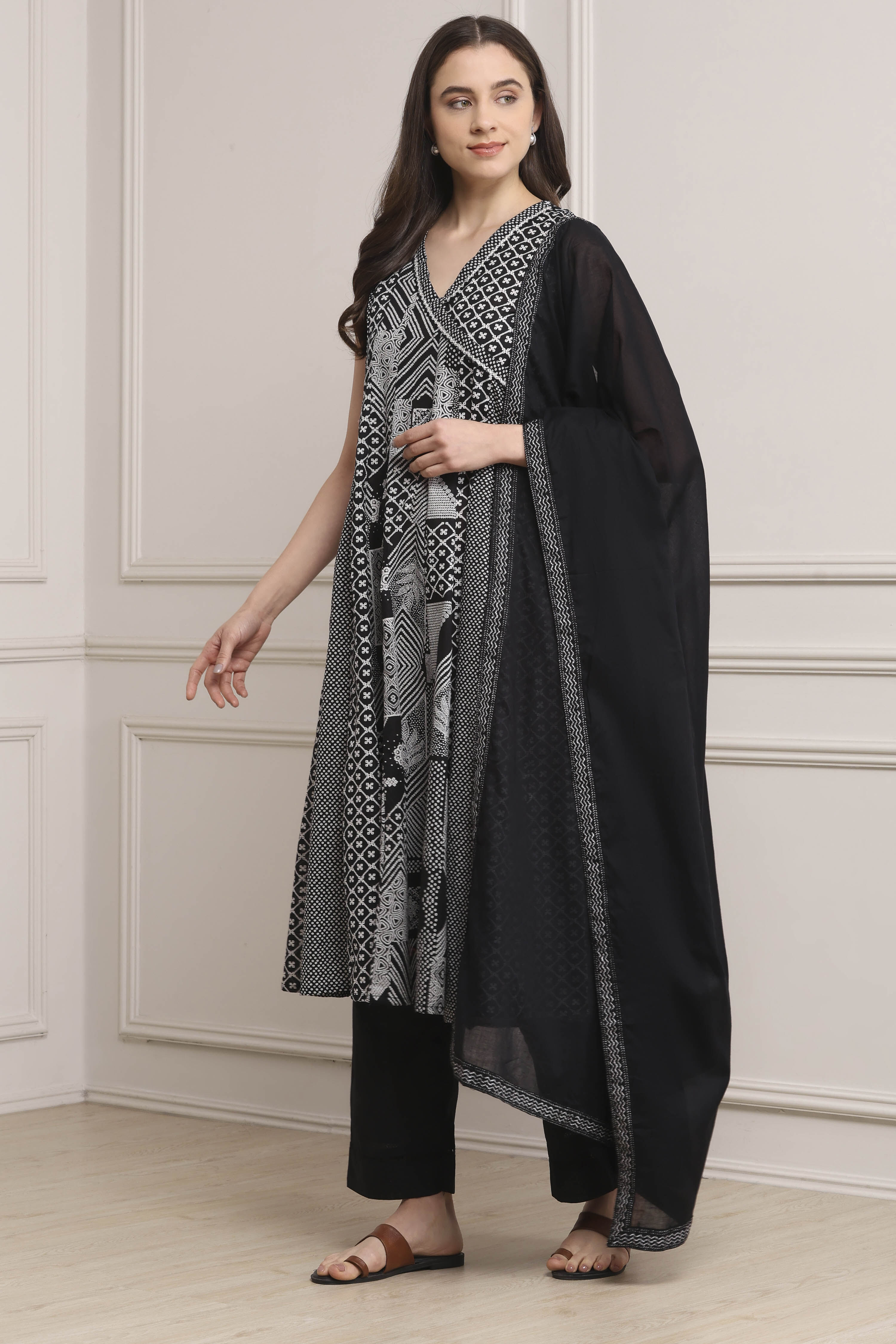 Black Cotton Printed Anarkali Suit Set image number 3