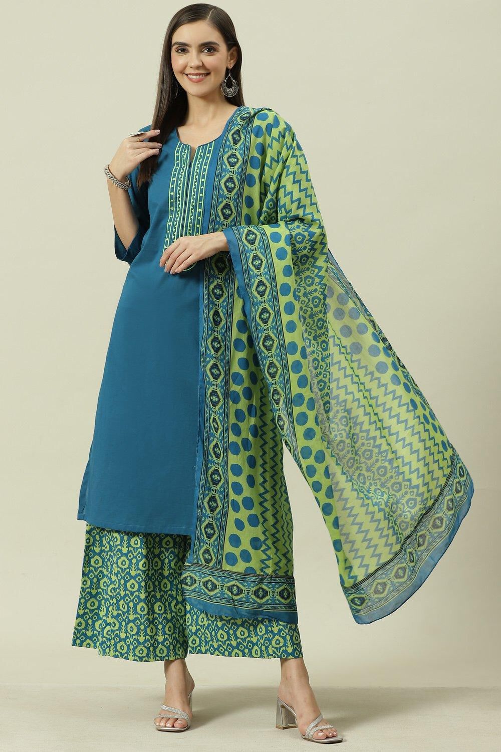 Red Cotton Solid Straight Suit Set image number 0