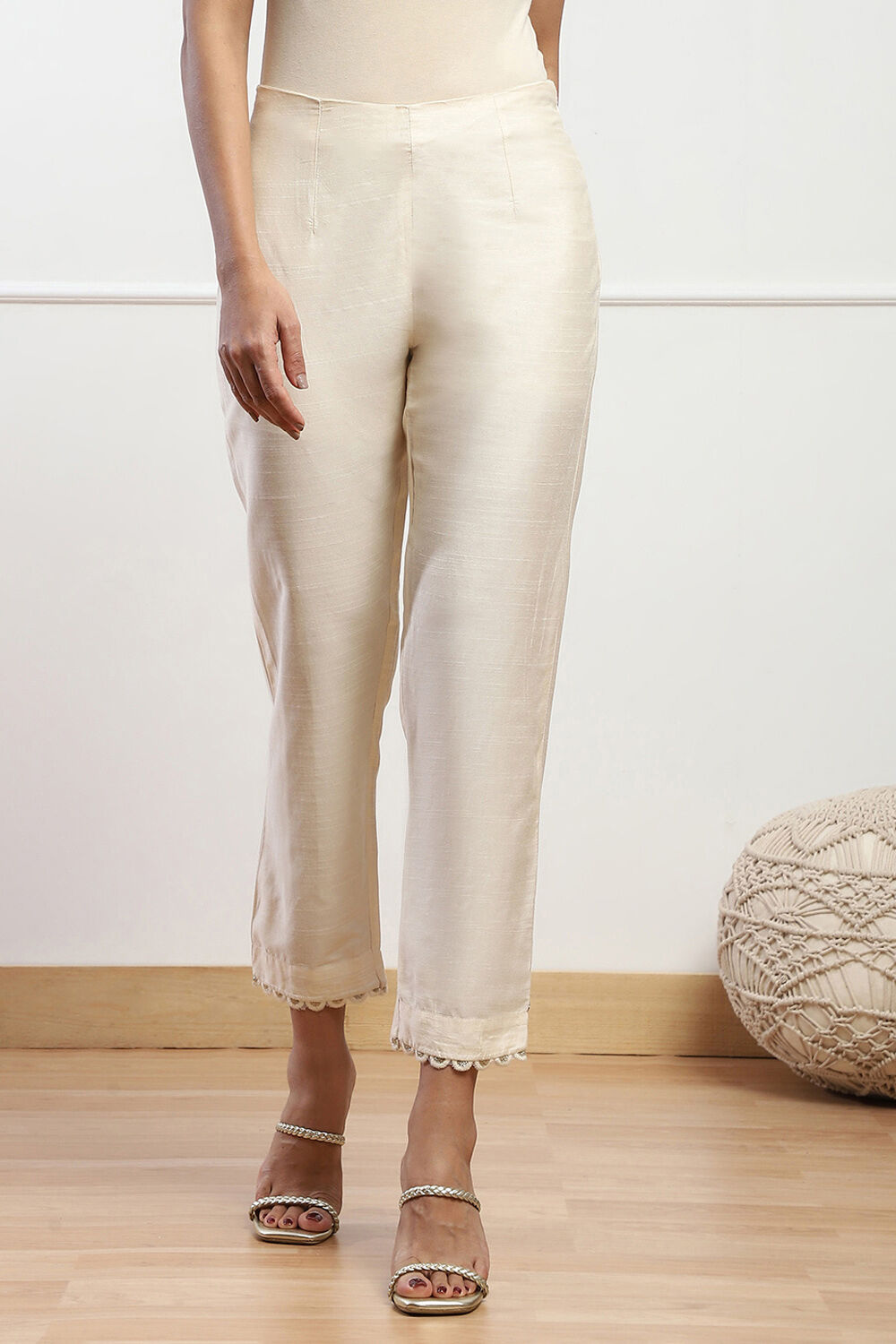 Antique Beige Polyester Slim Yarndyed Pants image number 4