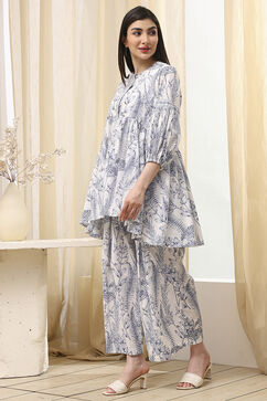 Off-White-Blue Cotton Straight Fusion Set image number 2