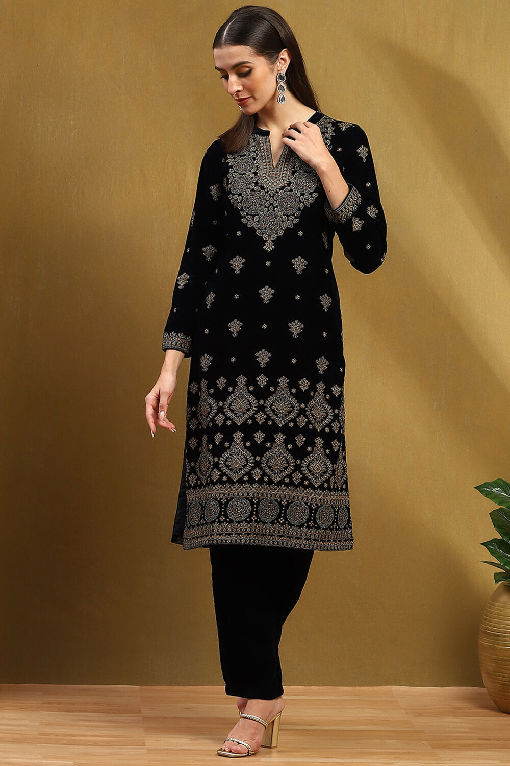 Navy Polyester Straight Suit Set image number 6