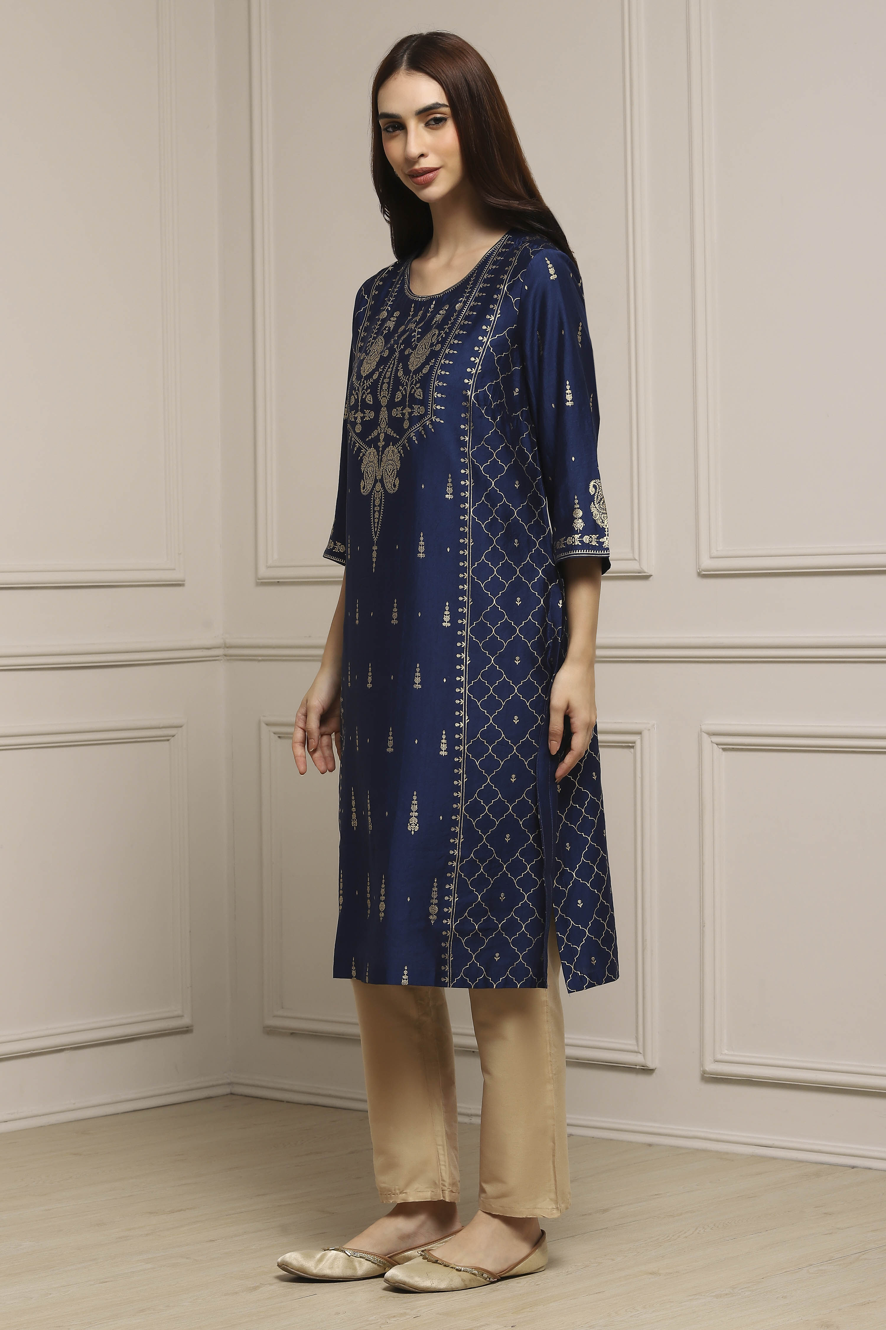 Blue Art Silk Printed Straight Kurta image number 2