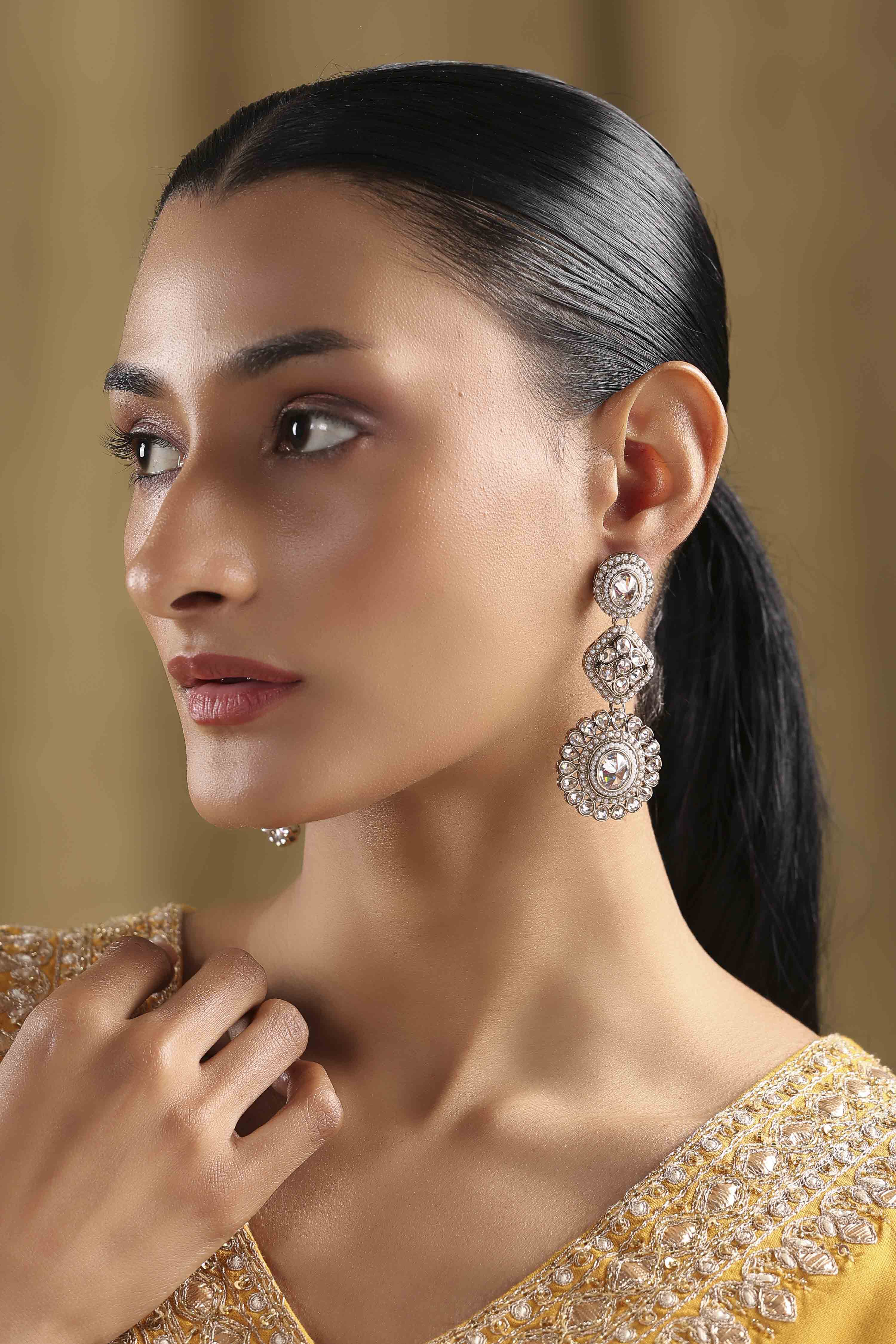 White Alloy Drop & Danglers image number 3