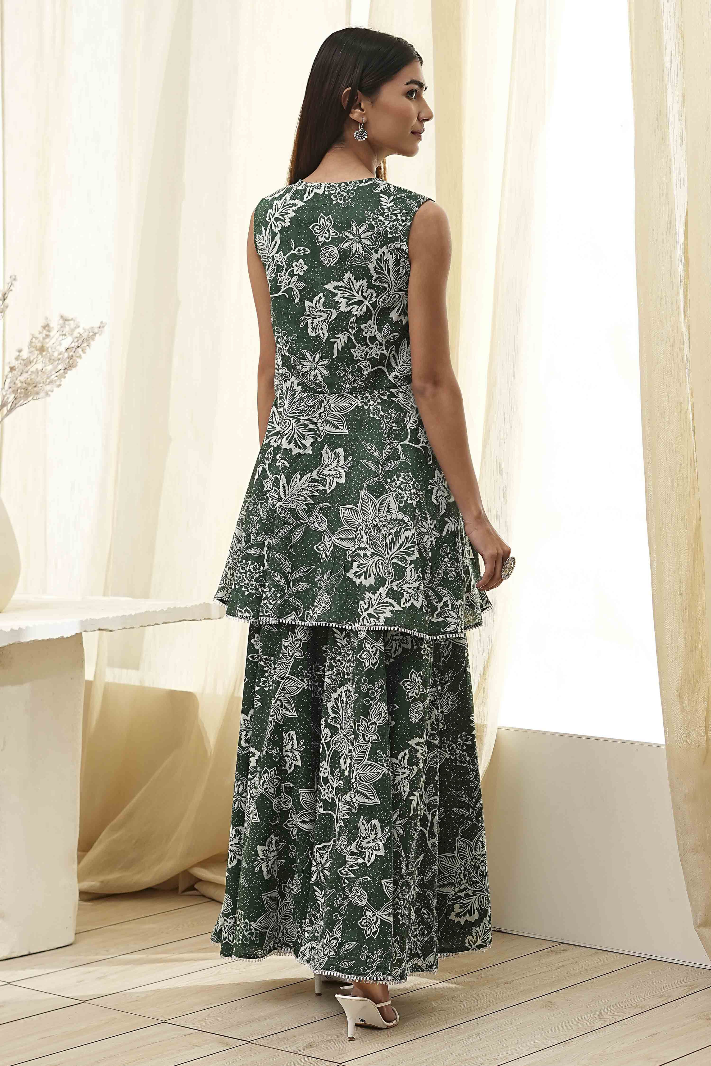 Green Cotton Floral Peplum Suit Set image number 4