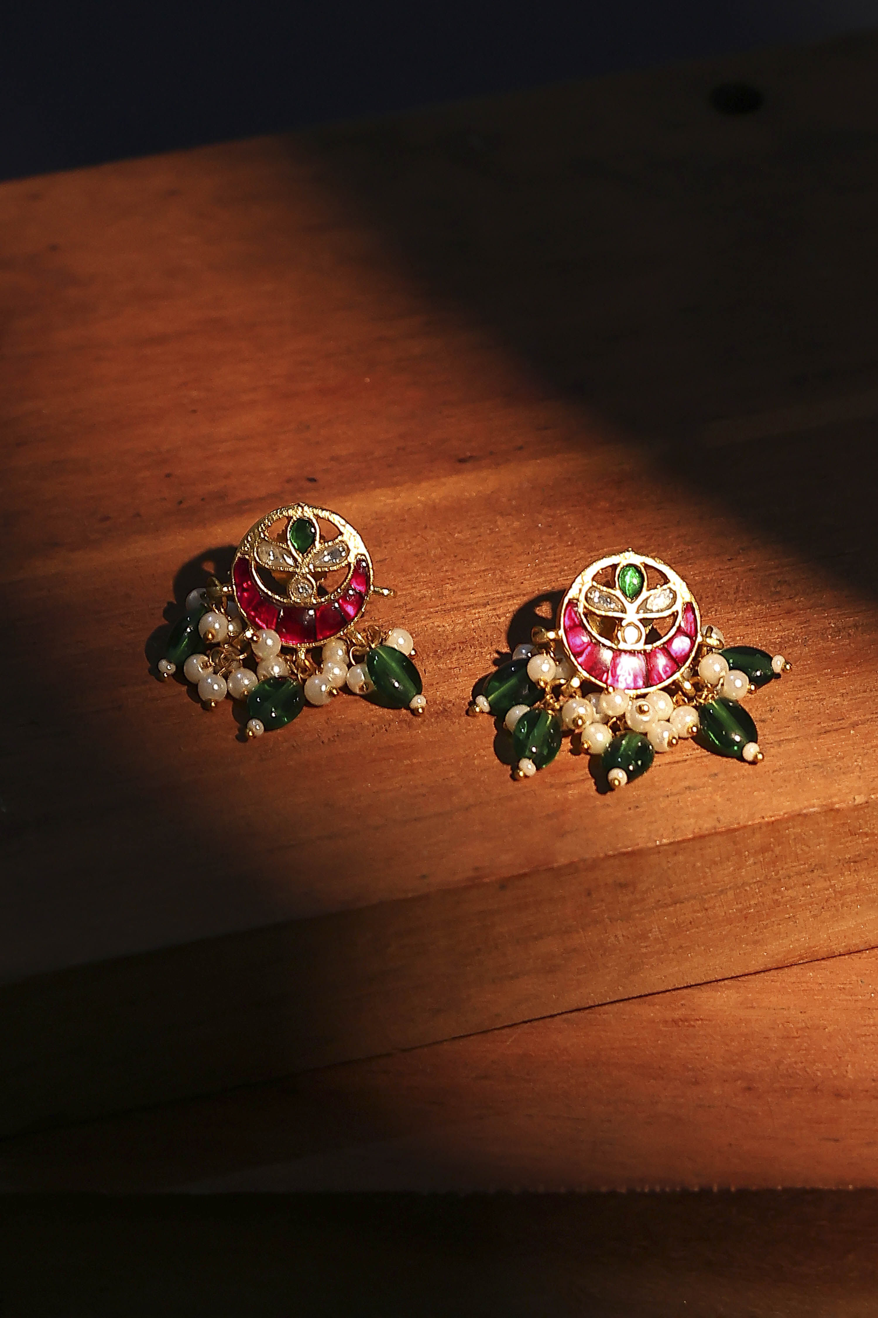 Multicolor Brass Studded Stud Earrings image number 0