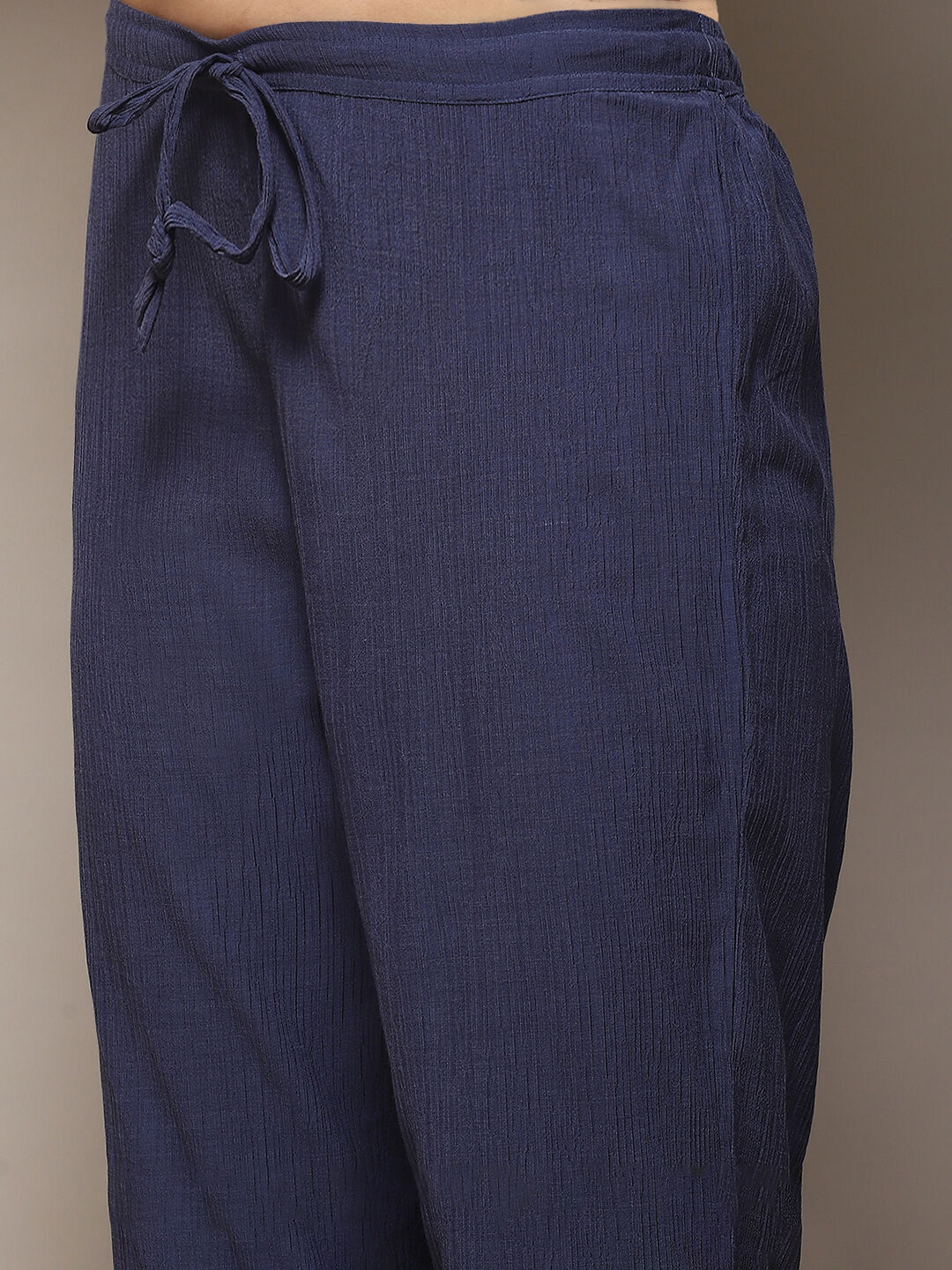 Pink Poly Viscose Straight Suit Set image number 2