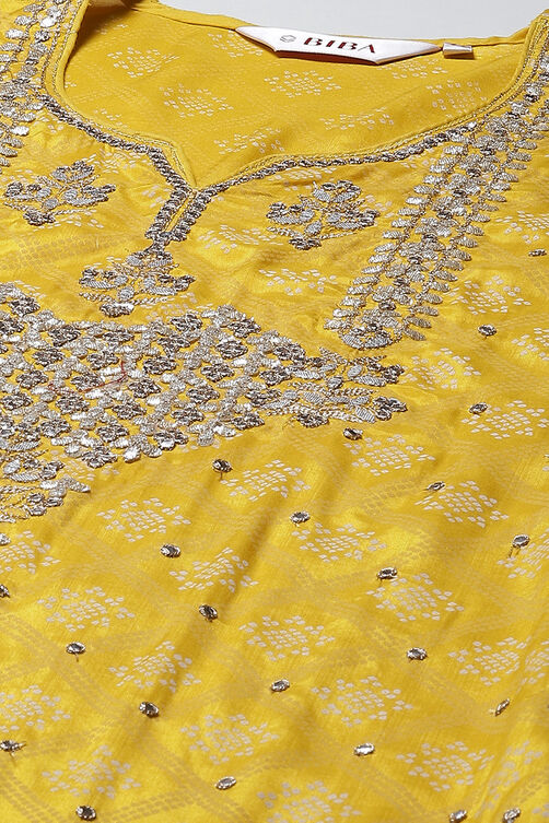 Yellow Viscose Straight Kurta Pants Suit Set image number 1