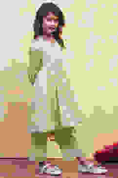 Green Cotton Gathered Suit Set image number 5