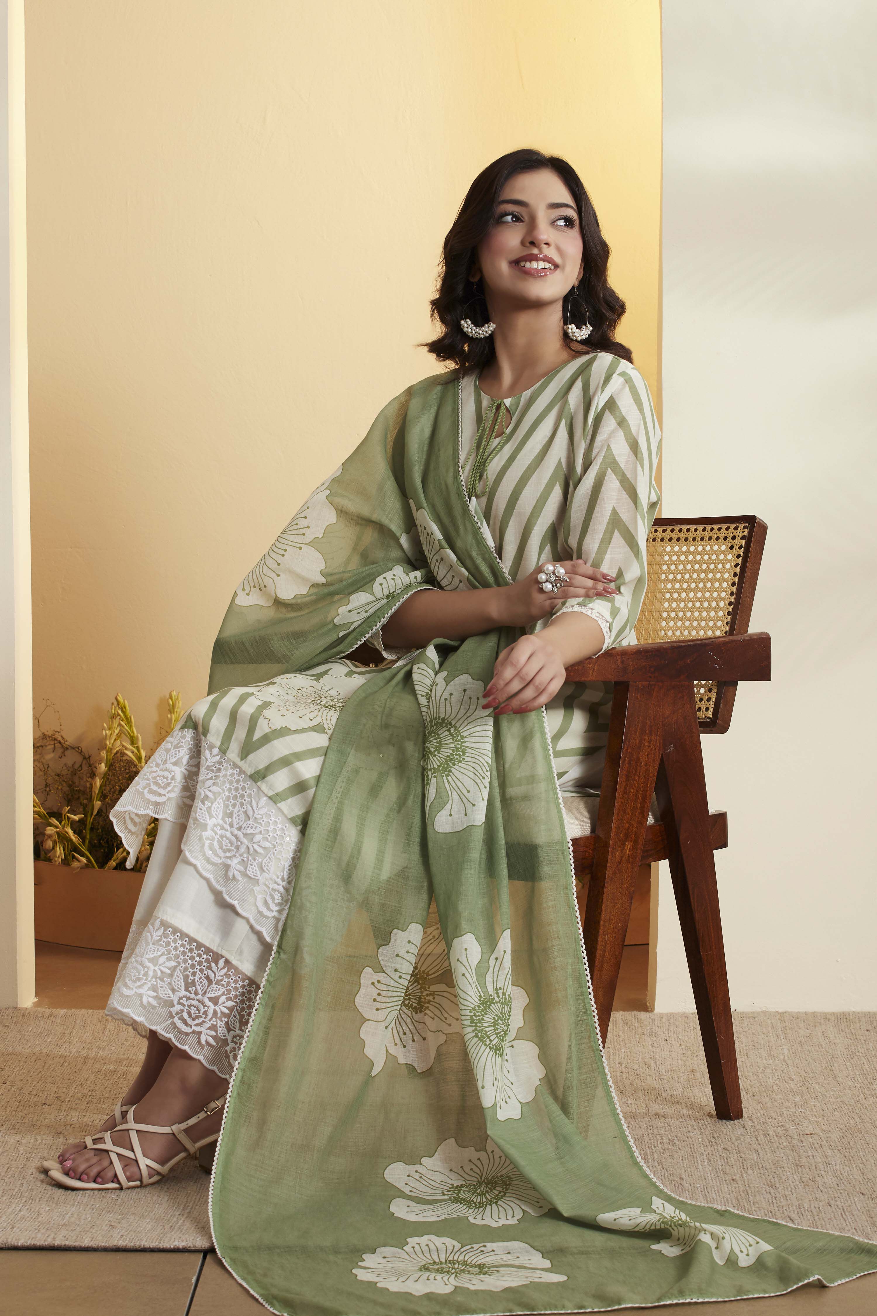 Mehendi Green Printed Poly Linen Kurta Set image number 0