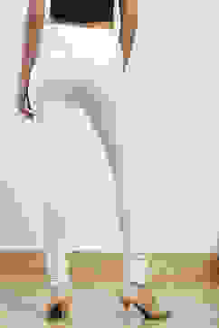 White Cotton Blend Solid Churidar image number 5