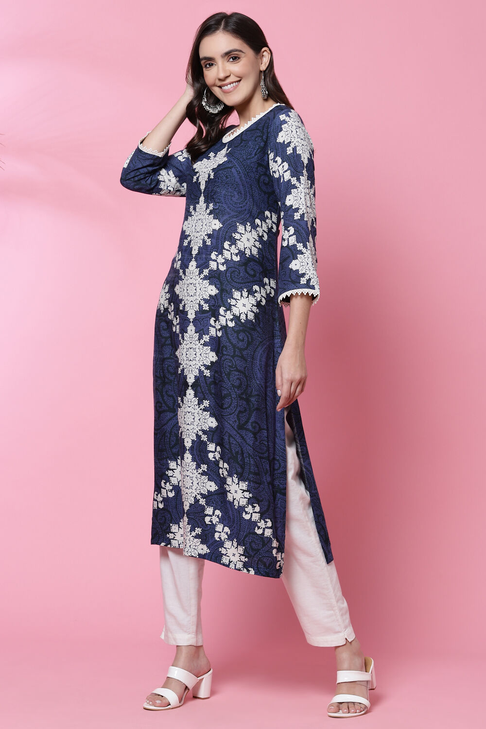Indigo LIVA Straight Kurta image number 2