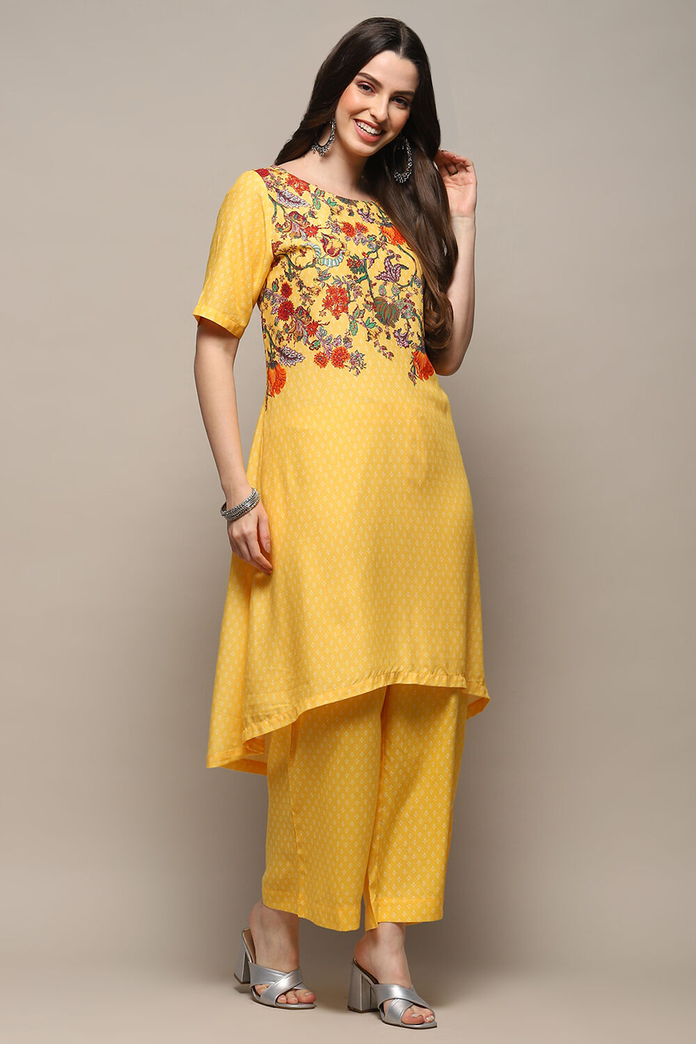 Yellow Rayon flax Asymmetric Kurta Palazzo Suit Set image number 5