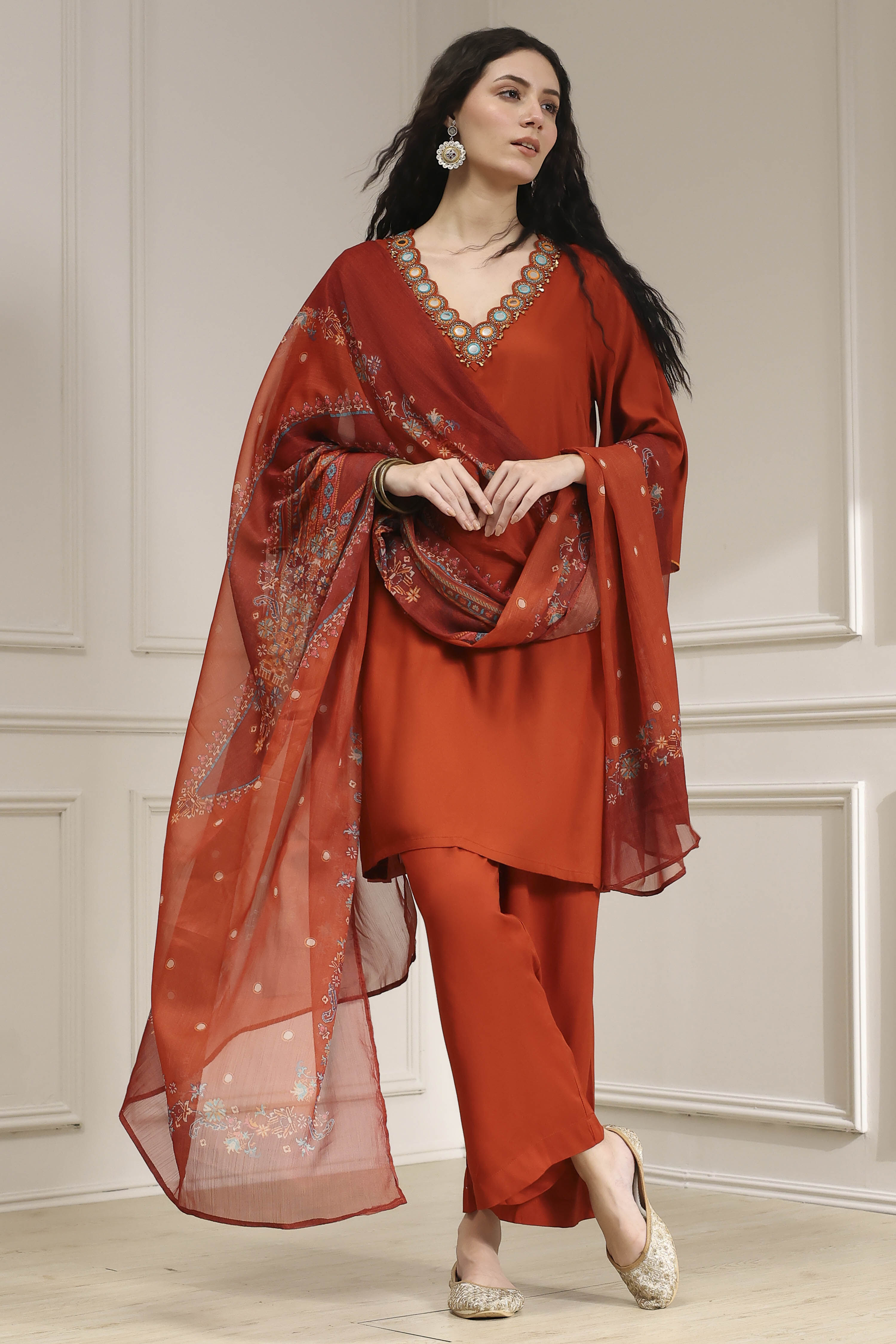 Black Solid Relaxed Straight Suit Set image number 0