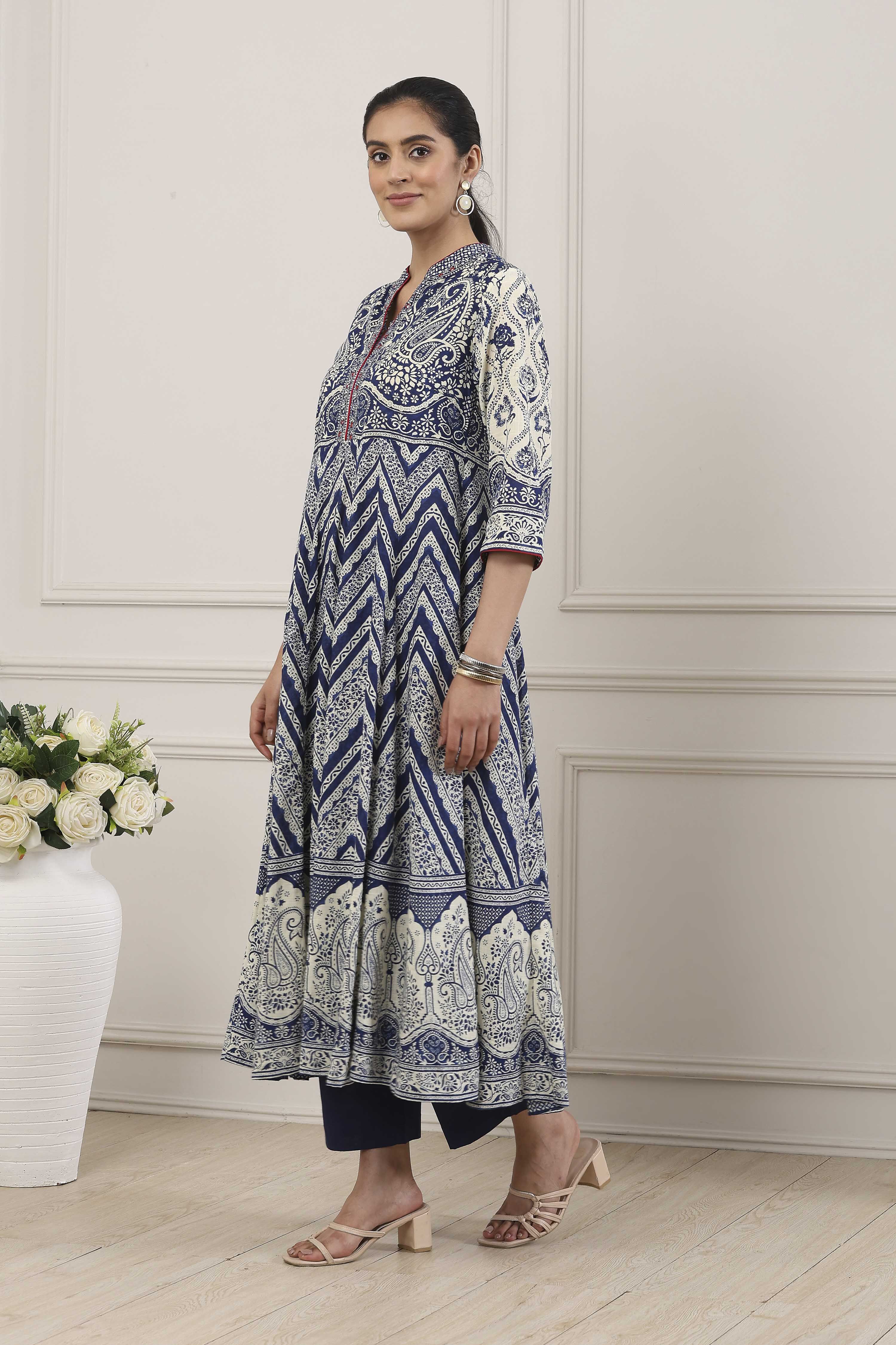 Blue Cotton Anarkali Suit Set image number 3