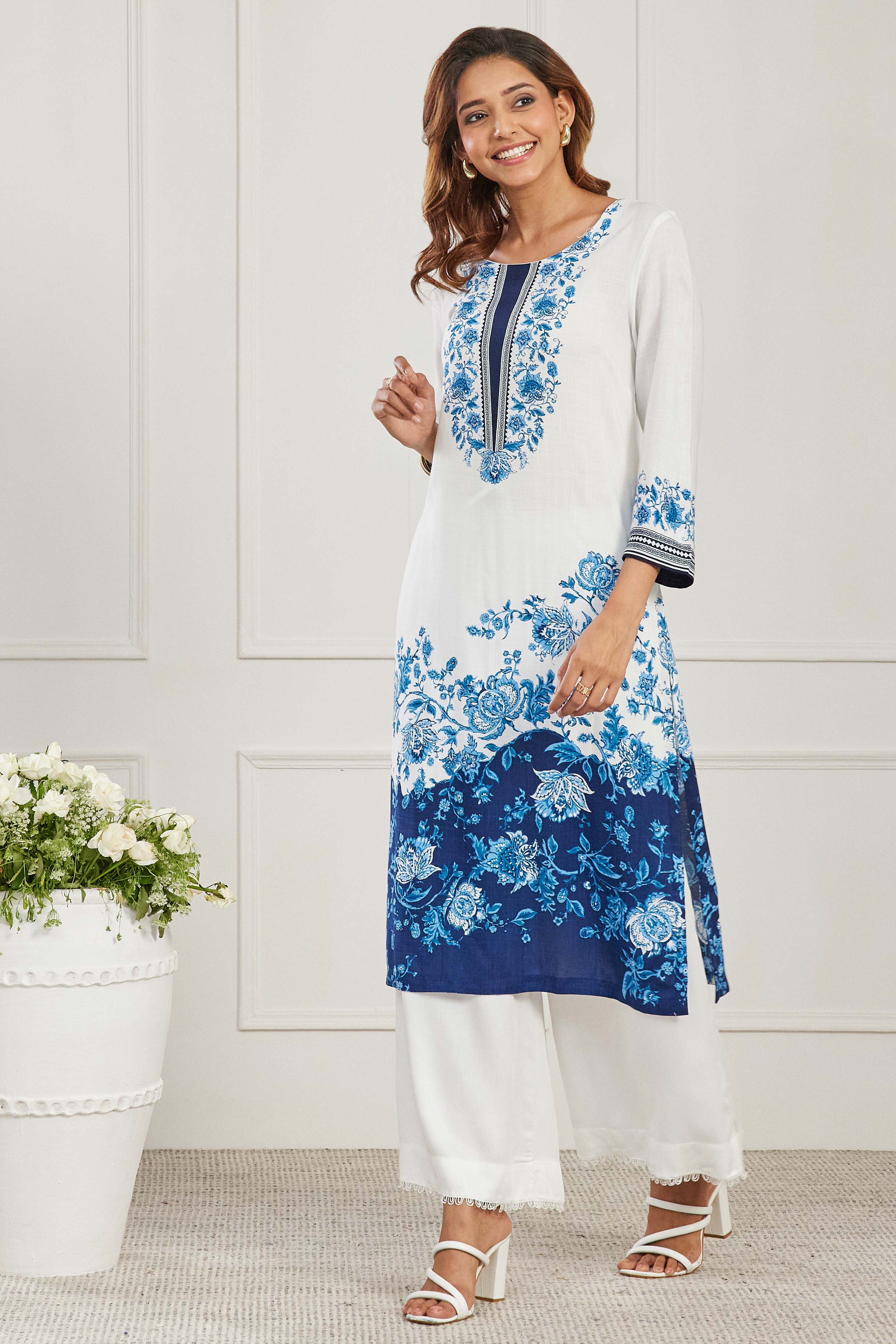 Blue Viscose Rayon Straight Kurta image number 4