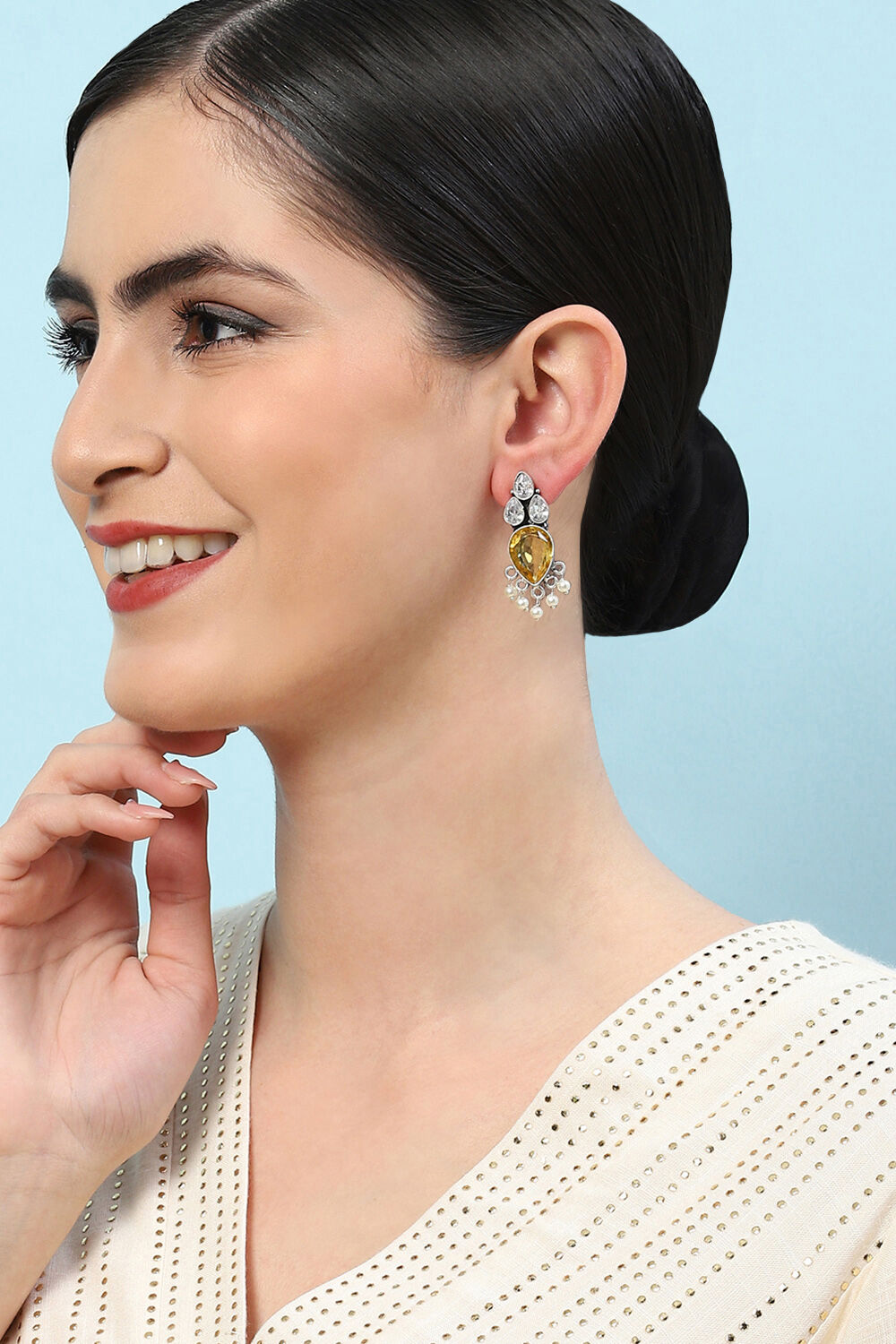 Yellow Brass Earrings image number 3