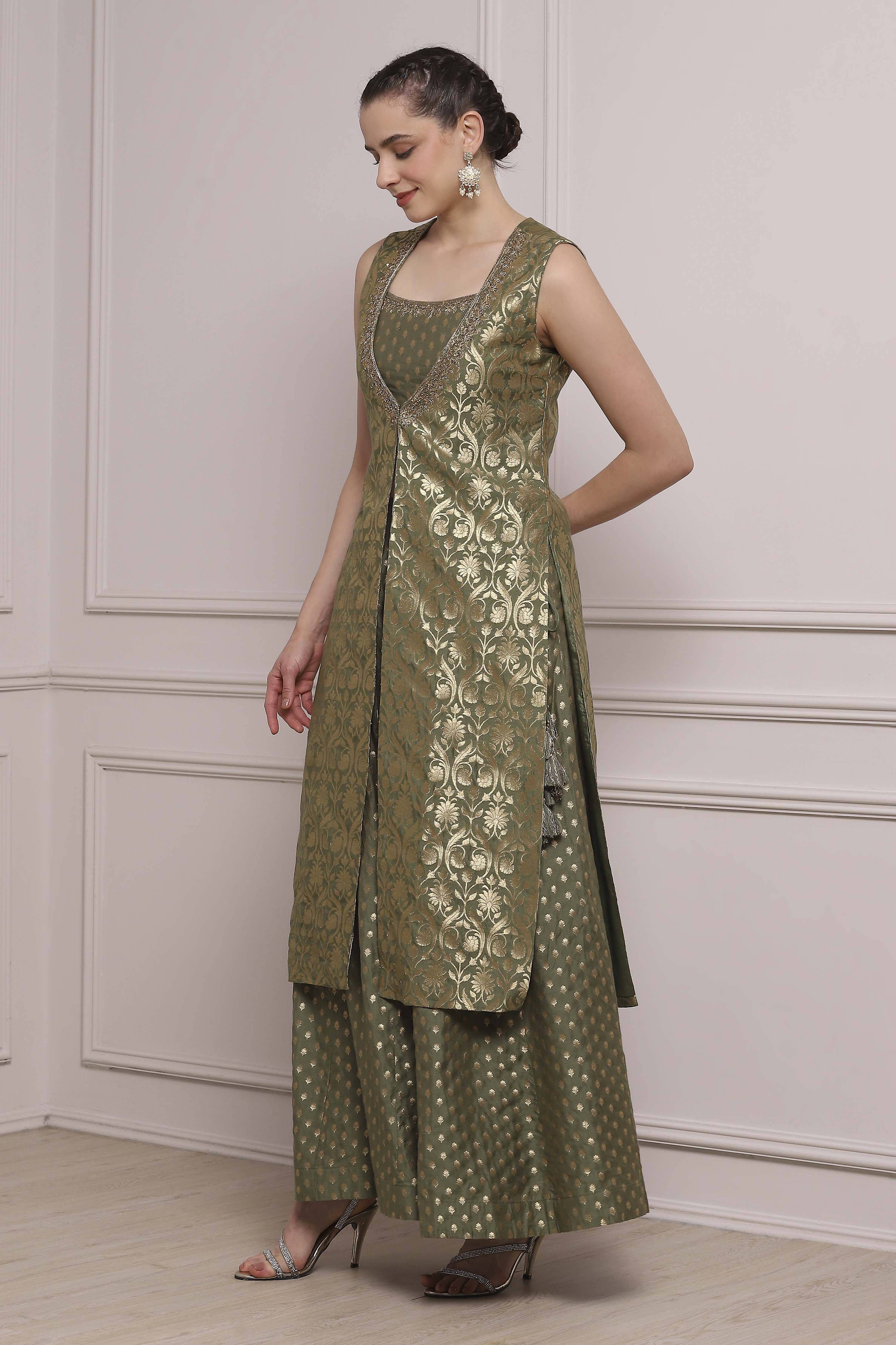 Earthy Grn Polyester Yarndyed Fusion Set image number 3