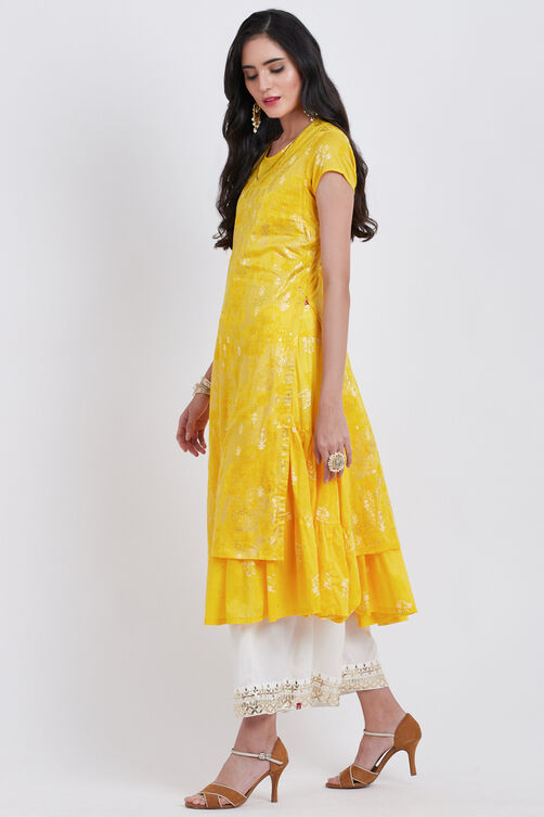 Yellow Cotton Flared Printed Kurta image number 4