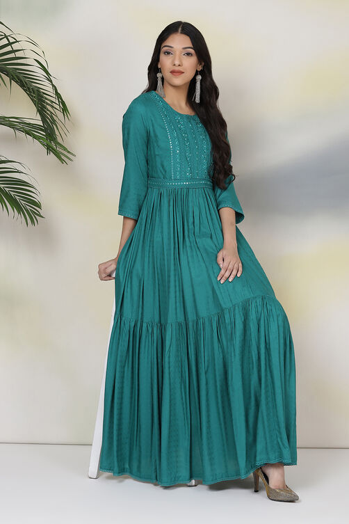 Emerald Green Rayon Fusion Dress image number 4