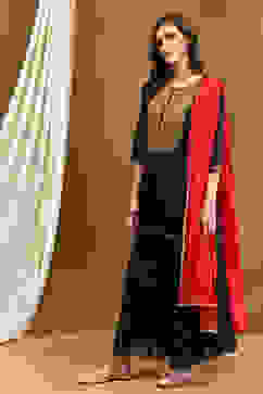 Black Embroidered Festive Straight Suit Set image number 3