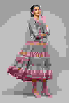 Grey Cotton Tiered Printed Dress image number 3