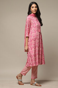 Pink Rayon Gathered Kurta Pants Suit Set image number 6
