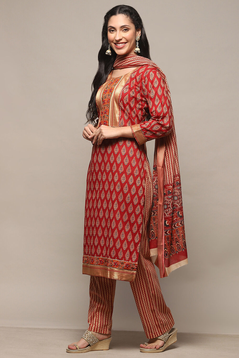 Red Cotton Unstitched Suit Set image number 5