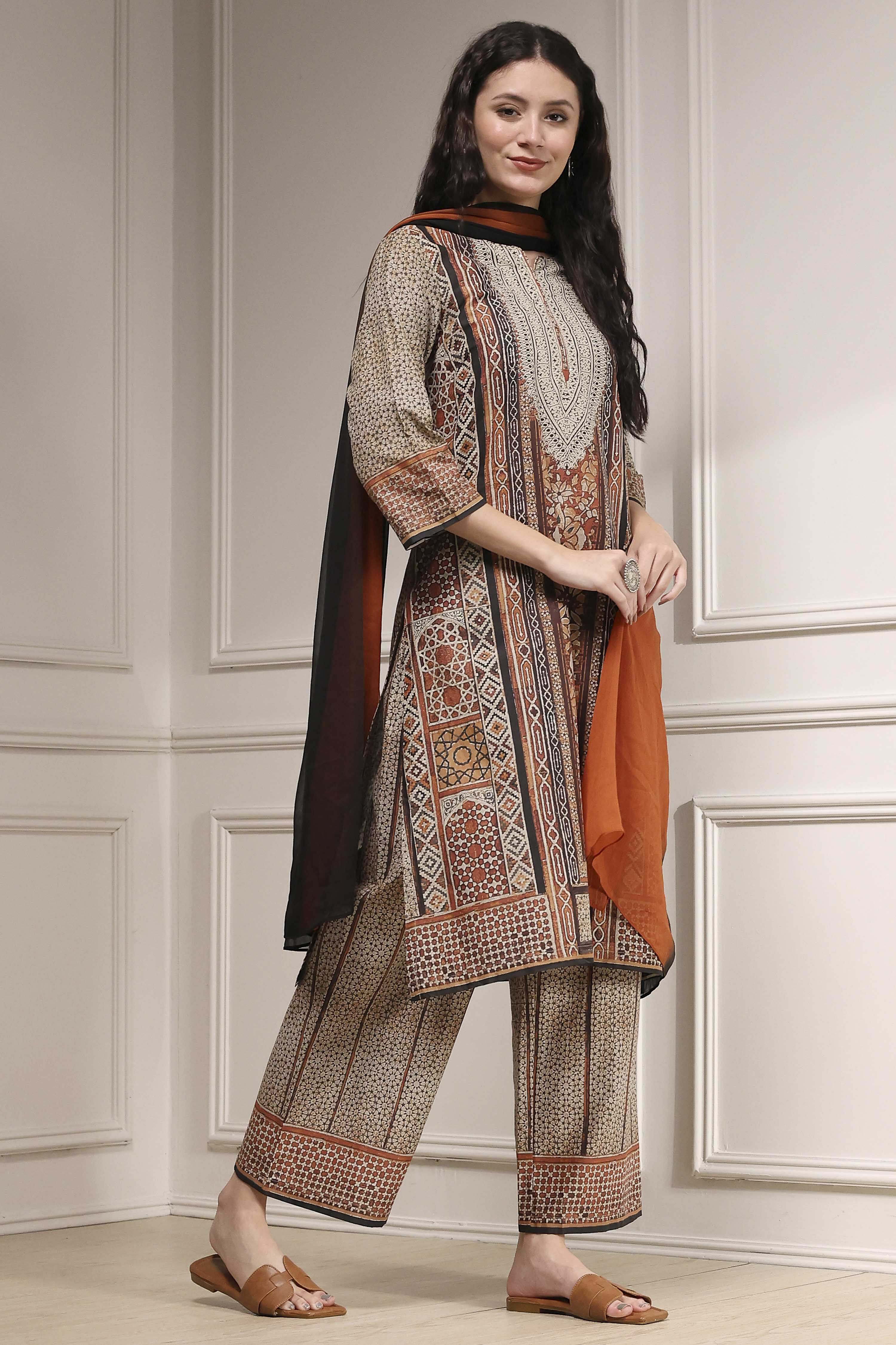 Brown Cotton Printed Straight Suit Set image number 5