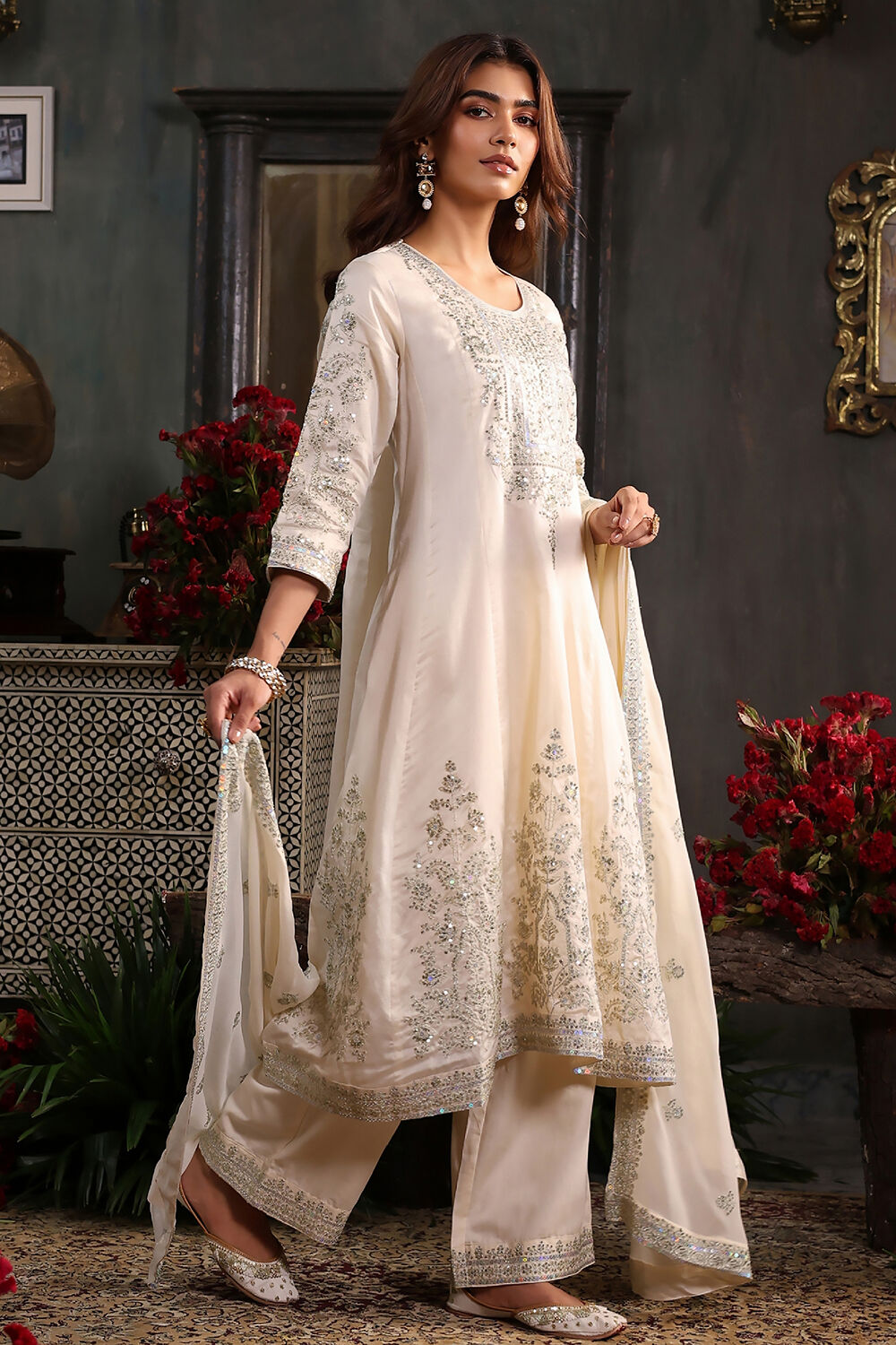 Off-White Cotton Silk Embroidered Kalidar Suit Set image number 5