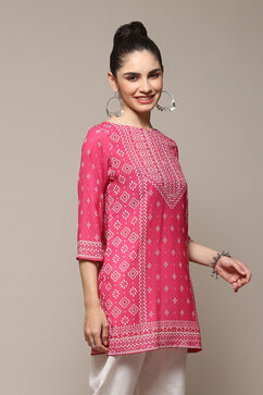 Deep Fuchsia LIVA Straight Printed Kurti image number 3