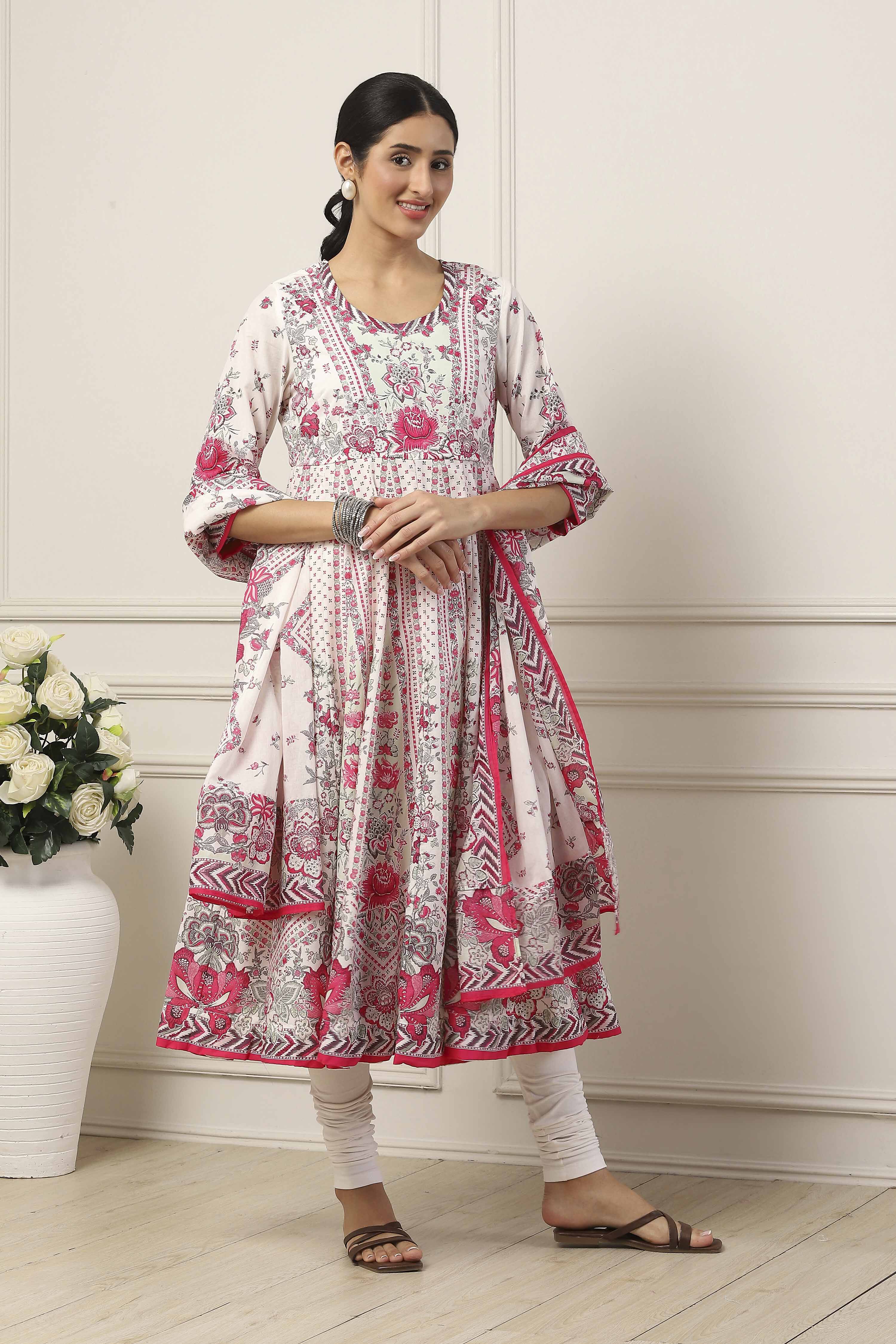 Pink Cotton Floral Printed Kalidar Suit Set image number 5