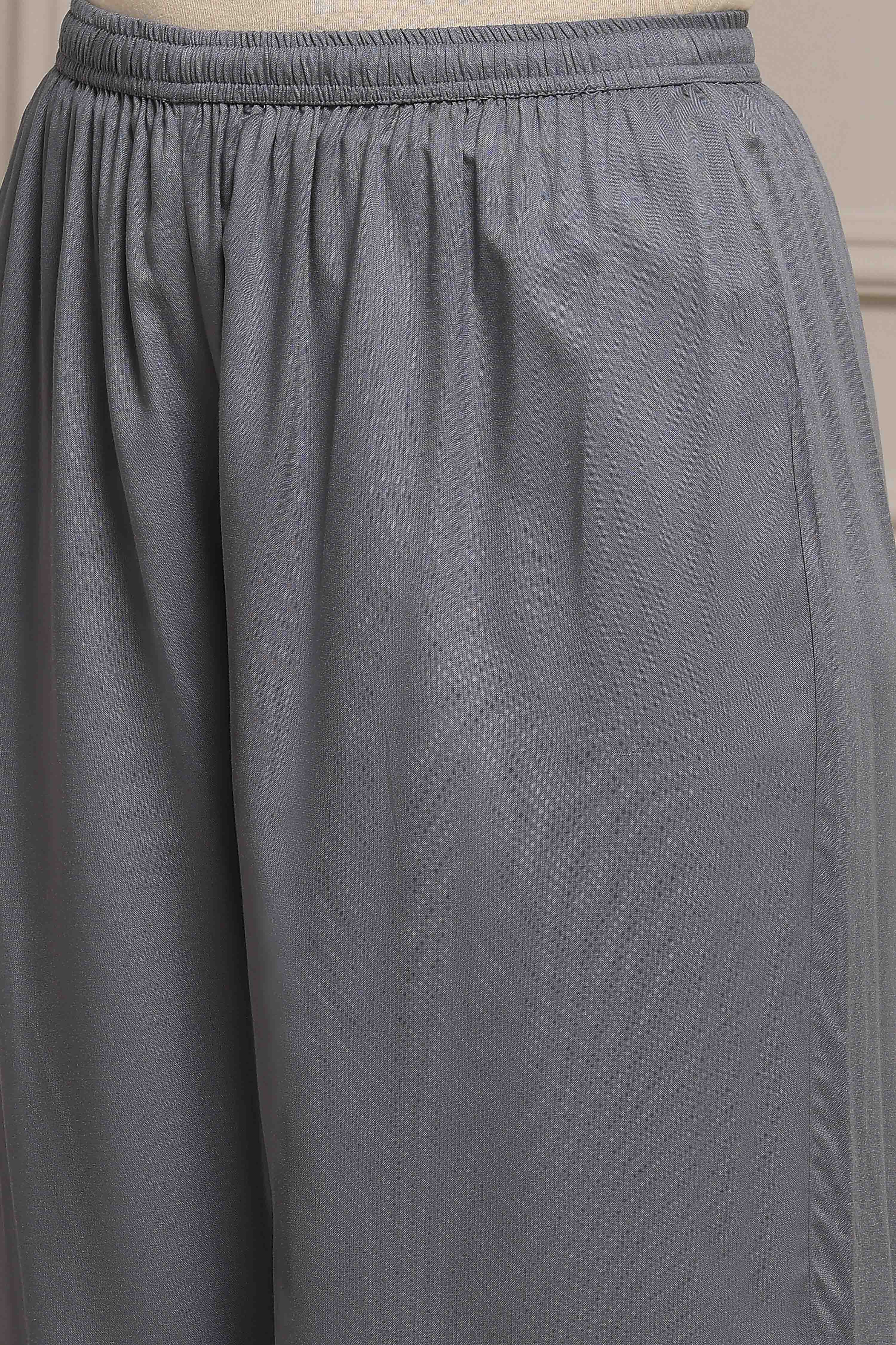 Green Striped Straight Suit Set image number 2