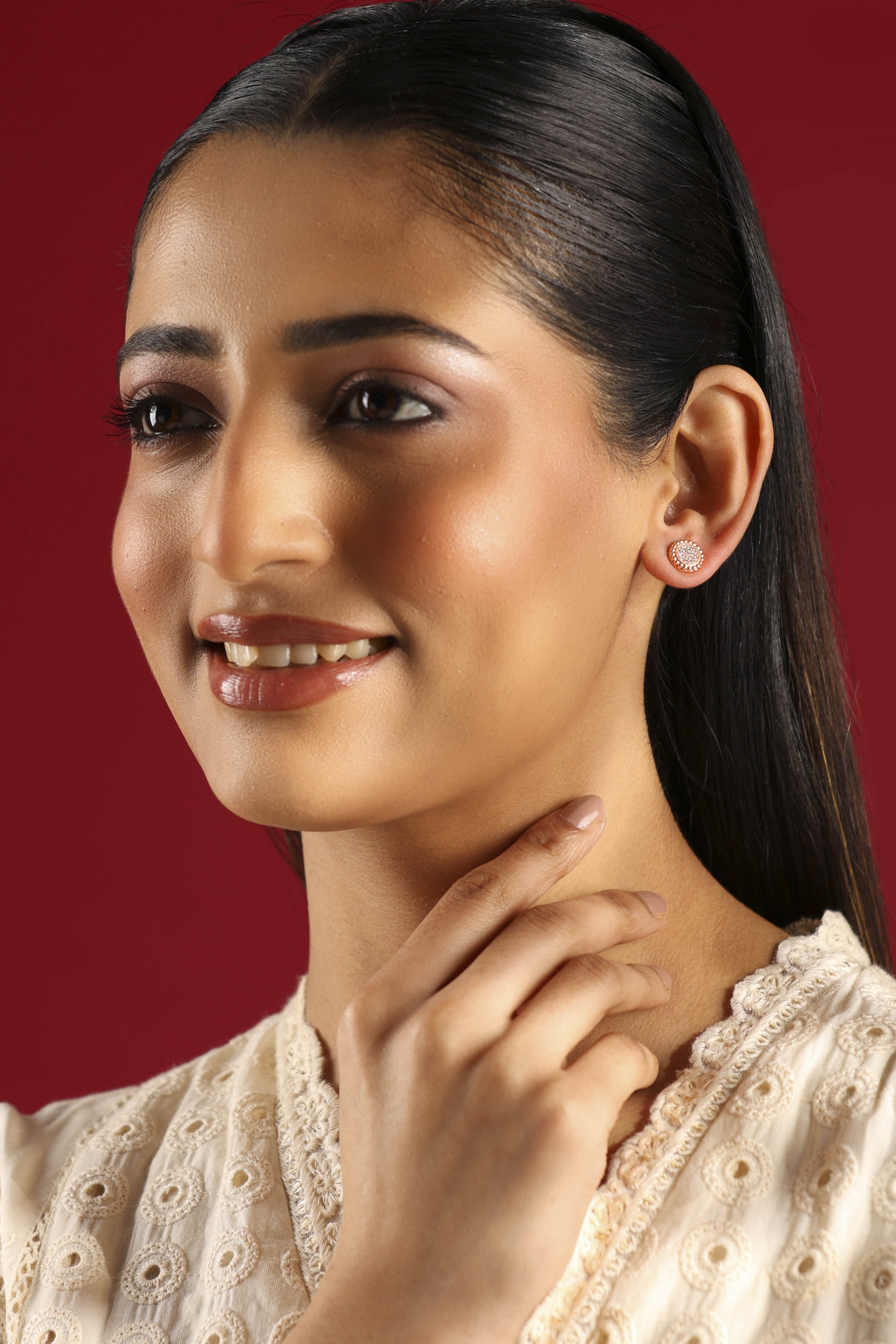 Gold Plated Brass Round-Shaped Stud Earrings image number 3